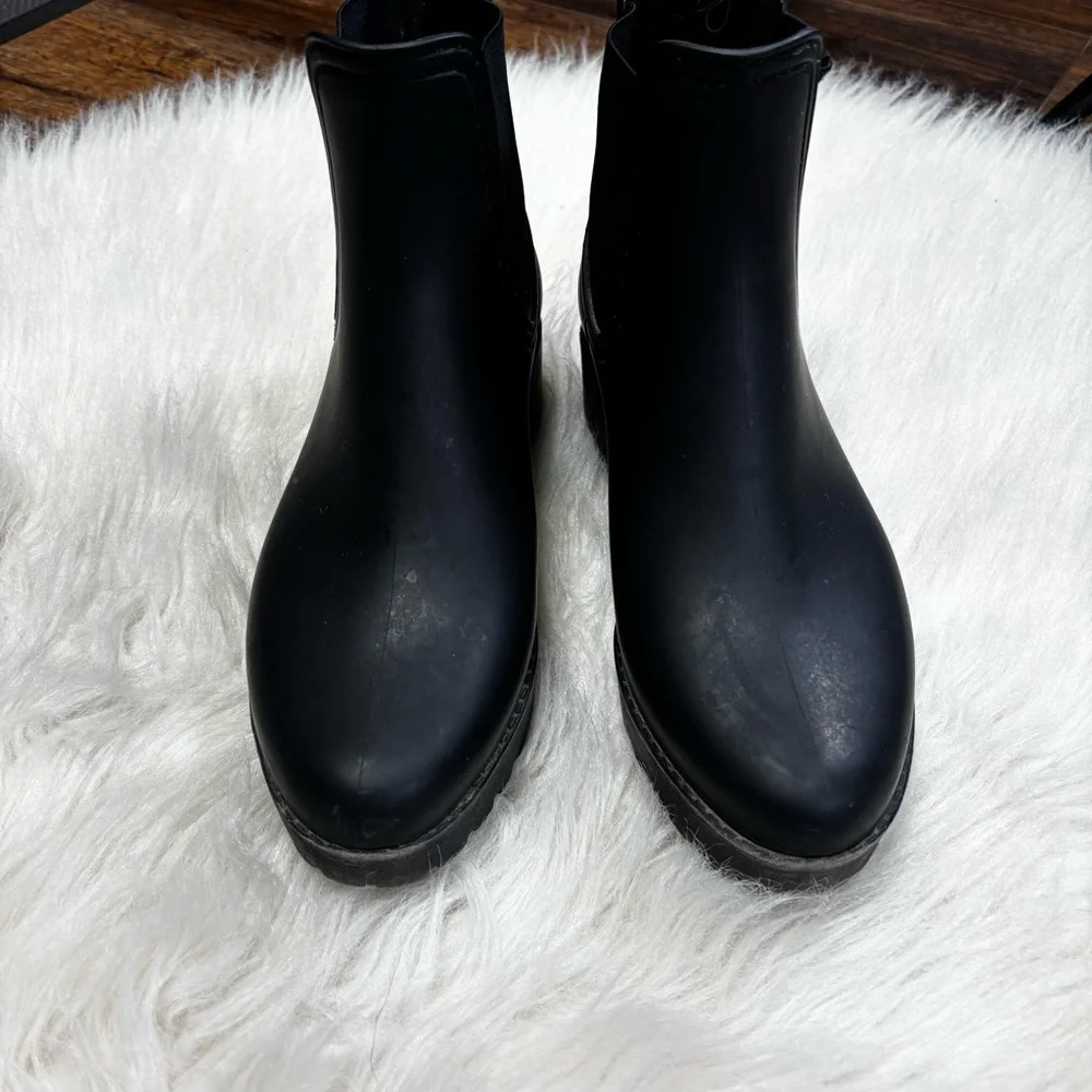 Jeffrey Campbell Black Chelsea Short Rubber Rain Boots size 6